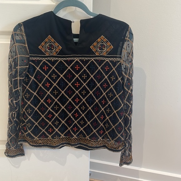 Zara embroidered long sleeve top - Picture 4 of 6